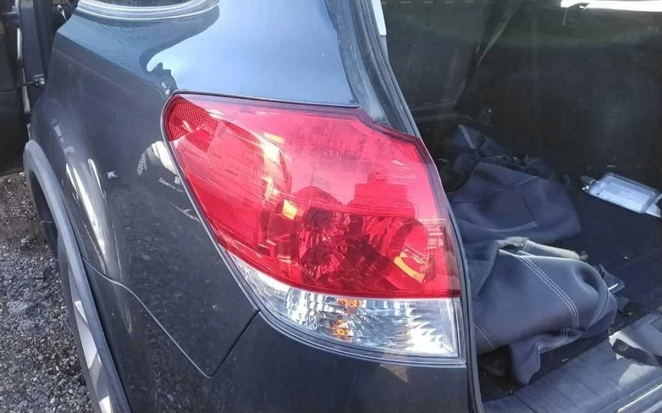 Luz trasera del conductor vagón Outback cuarto montado en panel OEM 10-14 LEGACY 1289671 Foto 1 de 4