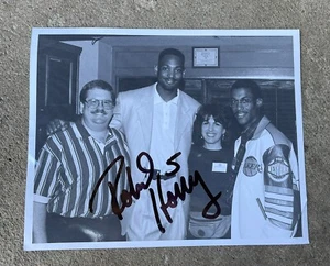 Fotografia Robert Horry autografata 8x10 bianco e nero epoca Lakers - Foto 1 di 7