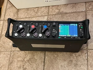 Sound Devices 633 Field Mixer / Recorder + Accessories - Picture 1 of 9