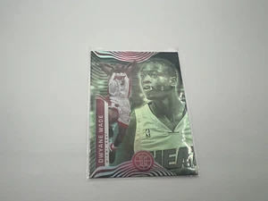 2021-22 Panini Illusions Dwayne Wade Miami Heat Emerald Parallel #124 - Picture 1 of 6