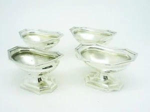 4 Sterling Silver Salt Cellars, Edward Barnard & Sons Ltd 1918 - Picture 1 of 6
