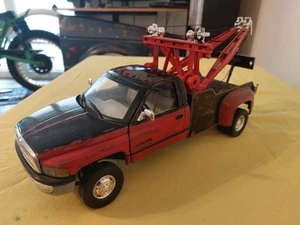 1:18 Dodge Ram 3500 Wrecker (Abschlepper) - Bild 1 von 8