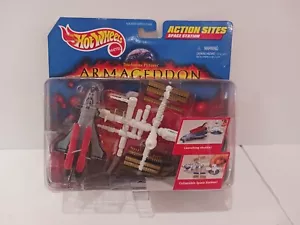 Hot Wheels Armageddon Action Sites Stazione Spaziale 1:64 Giocattolo Nuovo - Foto 1 di 3