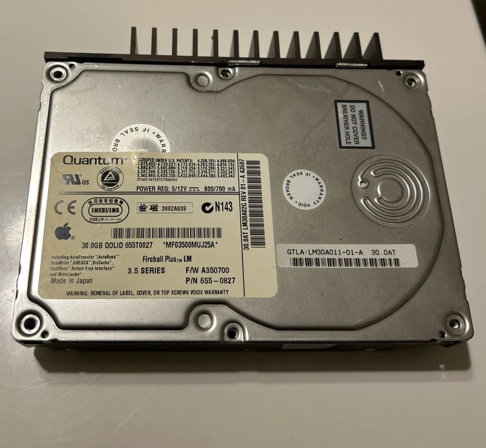 Apple Logo'd Quantum Fireball Plus 30GB P/N 655-0827 QOLID 655T0027 3.5" SERIES - Image 1 of 2