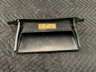 Mercedes-Benz E63 S 2019 AMG conducto de entrada de aire central delantero OEM 205 500 14 00 Foto 1 de 4