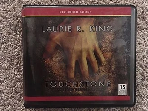 TOUCHSTONE UNABRIDGED CD AUDIOBOOK by LAURIE KING Historical Suspense - Foto 1 di 2