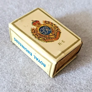Vintage R.E. Royal Engineers Matchbox Cover Grip Holder cWW2 Celluloid on Tin - Bild 1 von 11