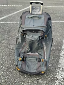 Eagle Creek Orv Trunk 36" 2 Wheel Gray Luggage Bag - Picture 1 of 13