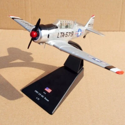 1:72 Scale Diecast Military Model North American LT-6G Texan Trainer Aircraft - Image 1 of 4