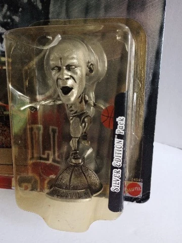 1999 MAXIMUM AIR Michael Jordan Commemorative Series SILVER EDITION Cover