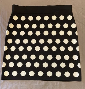 Loft schwarz & weiß Strick gepunktet Rock Größe Sp Small Petite - Bild 1 von 4