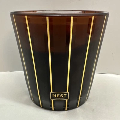 Nest Fragrances New York HEARTH 3 Wick 香氛蜡烛 21.2 盎司/600 克 Pre-Lit — 第 1/4 张图片