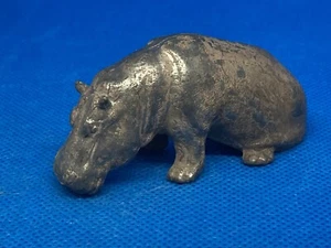 Baby Hippo Sitting By Britains (Br 558) TLC And To Restore - Picture 1 of 6