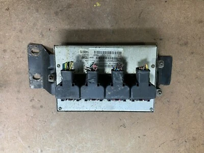 Jeep Liberty 2006 módulo de computadora de motor de 3,7 L P56044783AF ECM L1126 DG Foto 1 de 4