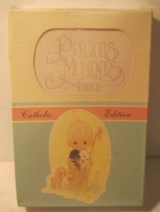 Biblia Precious Moments EDICIÓN CATÓLICA #1271V Niebla Violeta ¡NUEVA en envoltura retráctil!! - Imagen 1 de 3