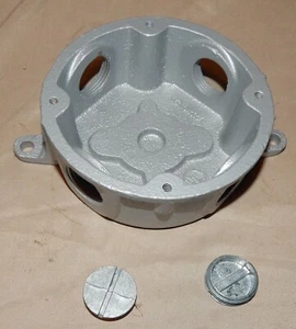 Appleton Type JB Unilet Conduit Outlet Box 4 1/2" Round 4 1" Outlet Holes 245L - Picture 1 of 7