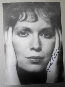 Mia Farrow original Hand Signed  Photo - Picture 1 of 3