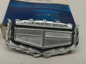 1969-1971 Mercury Trunk Lock Key Cover Flip Emblem D0MY-6543514-A - Picture 1 of 4