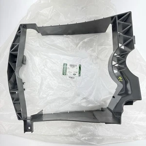 2014 - 2022 LAND RANGE ROVER SPORT RADIATOR LEFT SIDE REARWARD AIR DEFLECTOR OEM - Picture 1 of 5