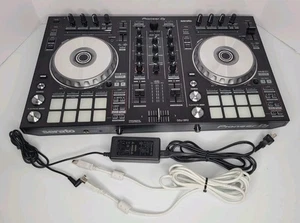 Pioneer DJ DDJ-SR2 Controller Serato DJ a 2 canali con adattatore di alimentazione e cavo USB - Foto 1 di 24