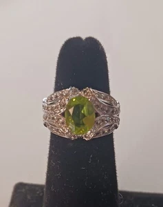 HSN Victoria Wieck Peridot & White Zircon Ring Never Worn Size 5 (#344) - Picture 1 of 3