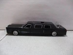 Majorette Limousine 1/32 - Picture 1 of 6