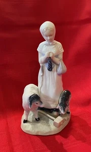 Statuina porcellana ragazza con pecore CB - Foto 1 di 12