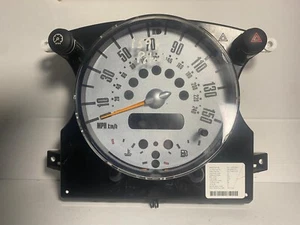 Mini One Cooper - 2002-2006  petrol instrument cluster dash clocks speedo - Picture 1 of 4