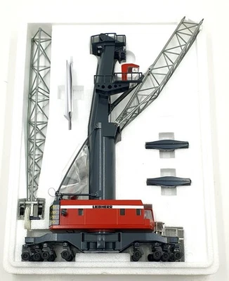 Conrad 1/100 Scale 2111 - Liebherr Harbour Mobile Crane - Red/Black - Image 1 of 4