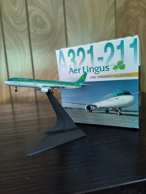 Aer Lingus A-321 Premier Collection With Stand 1/400 Dragon Wings Model - Image 1 of 4