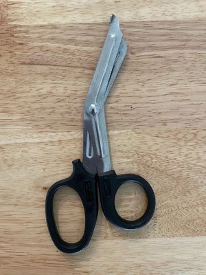 PARAMEDIC EMT TRAUMA BANDAGE SHEARS SCISSORS TITANIUM COATED 6”- Silver - Image 1 of 4