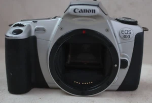 CANON EOS 300 SLR Analog Film Camera Roll - Picture 1 of 8