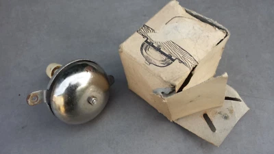 Ancienne sonnette timbre de porte vintage idéal DESIGN. Fonctionnelle. - Photo 1/3