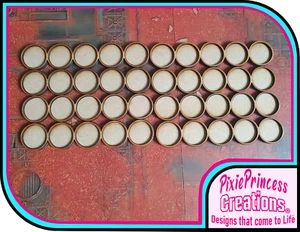 Bandejas de movimiento redondas 8x 40 mm I - 5 espacios 1 fila MDF adecuadas para Warhammer 40k - Imagen 1 de 7
