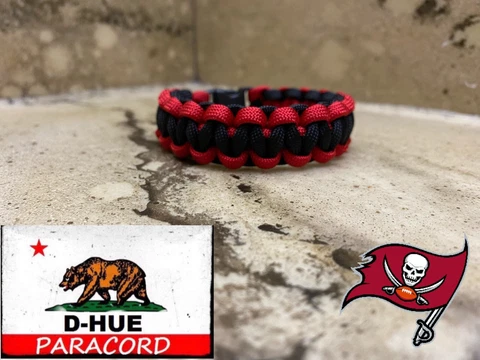 Tampa Bay Buccaneers Paracord Bracelet Super Bowl LV NFC 2020 Champions Red& blk Cover