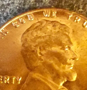 1958 P, Lincoln Wheat Penny, Skull Die Crack, Mint Error - Picture 1 of 3