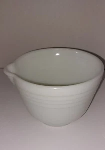 Vintage Pyrex Hamilton Beach weiße Rippe Milchglas Rührschüssel mit Ausgießer USA - Bild 1 von 9