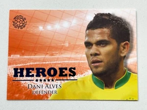 2010 Futera World Football Heroes Card 'Dani Alves' Brazil #HER54 - Bild 1 von 1
