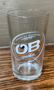Bicchiere birra OB Oriental Brewery Corea del Sud (4 1/2" alto x 2 1/2" largo) - Foto 1 di 4