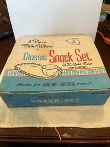 VTG Anchor Hocking 8-Piece Milk White Swirl Gold Trim Classic Snack Set w/box - Picture 1 of 3