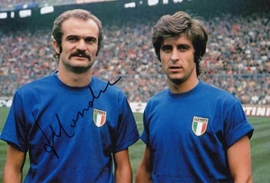 Foto moderna firmada a mano 6x4: ITALIA 1971 SANDRO MAZZOLA (807) - Imagen 1 de 1