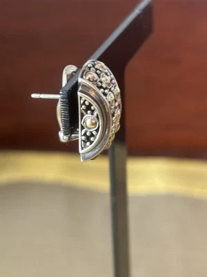 John Hardy Oro 18K Plata de Ley ÚNICO Clip-On Tachuela UN SOLO Pendiente. Foto 1 de 4