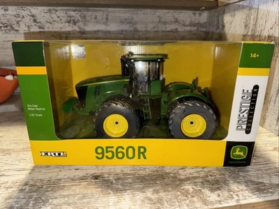1/32 Scale John Deere 9560R 4wd Tractor With Duals Prestige Collection Ertl - Image 1 of 4
