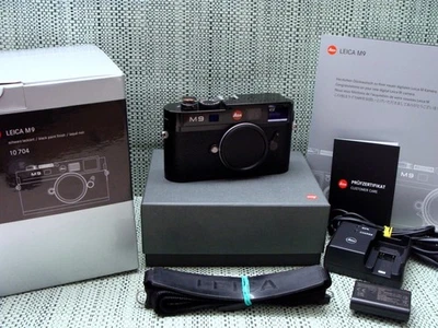 Leica 10704 - M9 Black Paint Body Kit *new Sensor ID 15/ 11990 Klicks* - OVP - Bild 1 von 4