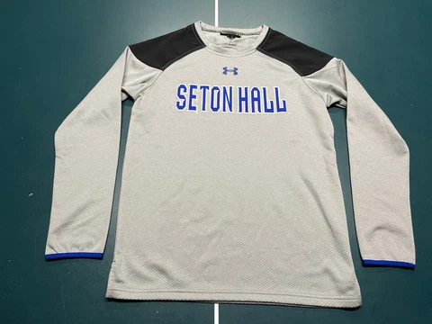 Seton Hall Pirates NCAA Under Armour Pullover Sweatshirt Size Small Cover