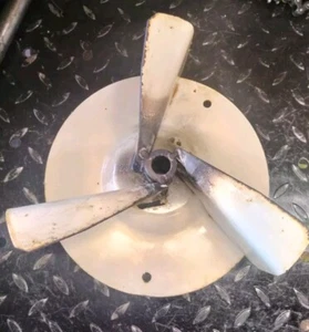 Bolens 824A Troy Bilt 824 Schneefräse weiß 3-Blatt Laufrad Lüfter VERALTET - Bild 1 von 4