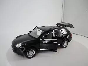 Vehículo Maisto 1:18 Porsche Cayenne S sin embalaje original AP99 - Imagen 1 de 7
