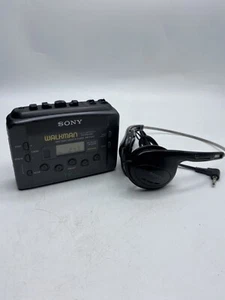 Sehr guter Zustand Sony WM-FX433 Walkman FM/AM Radio Kassetten Abspielgerät Mega Bass Digital FUNKTIONIERT - Bild 1 von 11