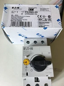 MOELLER PKZM0-25 *NUOVO CON SCATOLA* EATON XTPR025BC1NL 25 AMPERE - Foto 1 di 1
