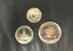 1976-S Proof Set of 3 Coins Bicentennial 40% Silver Ike Dollar Half Quarter UNC - Picture 1 of 9
